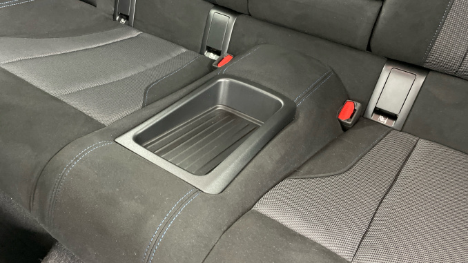 BMW 2 Series 220i M Sport 2dr Step Auto Petrol Coupe - Image 32